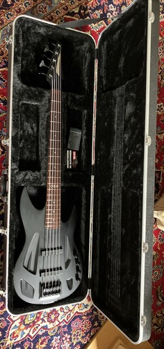 Aristides 050 string bass - 050,