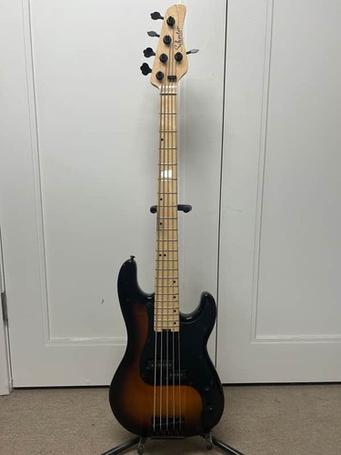 Schecter diamond series - diamond,